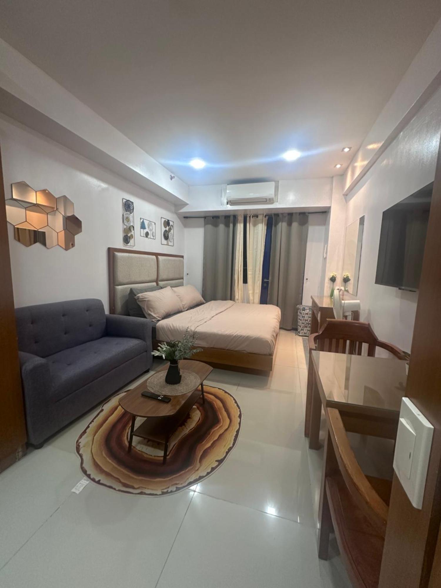 Sea Residences By Richnell A Comfy And Stylish 1031 Apartment