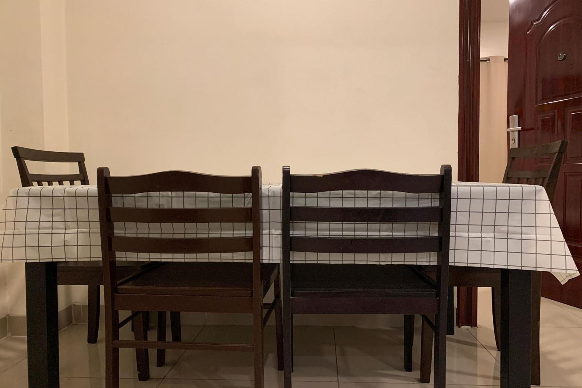 Juemarst Near Sm Mall Of Hostel
