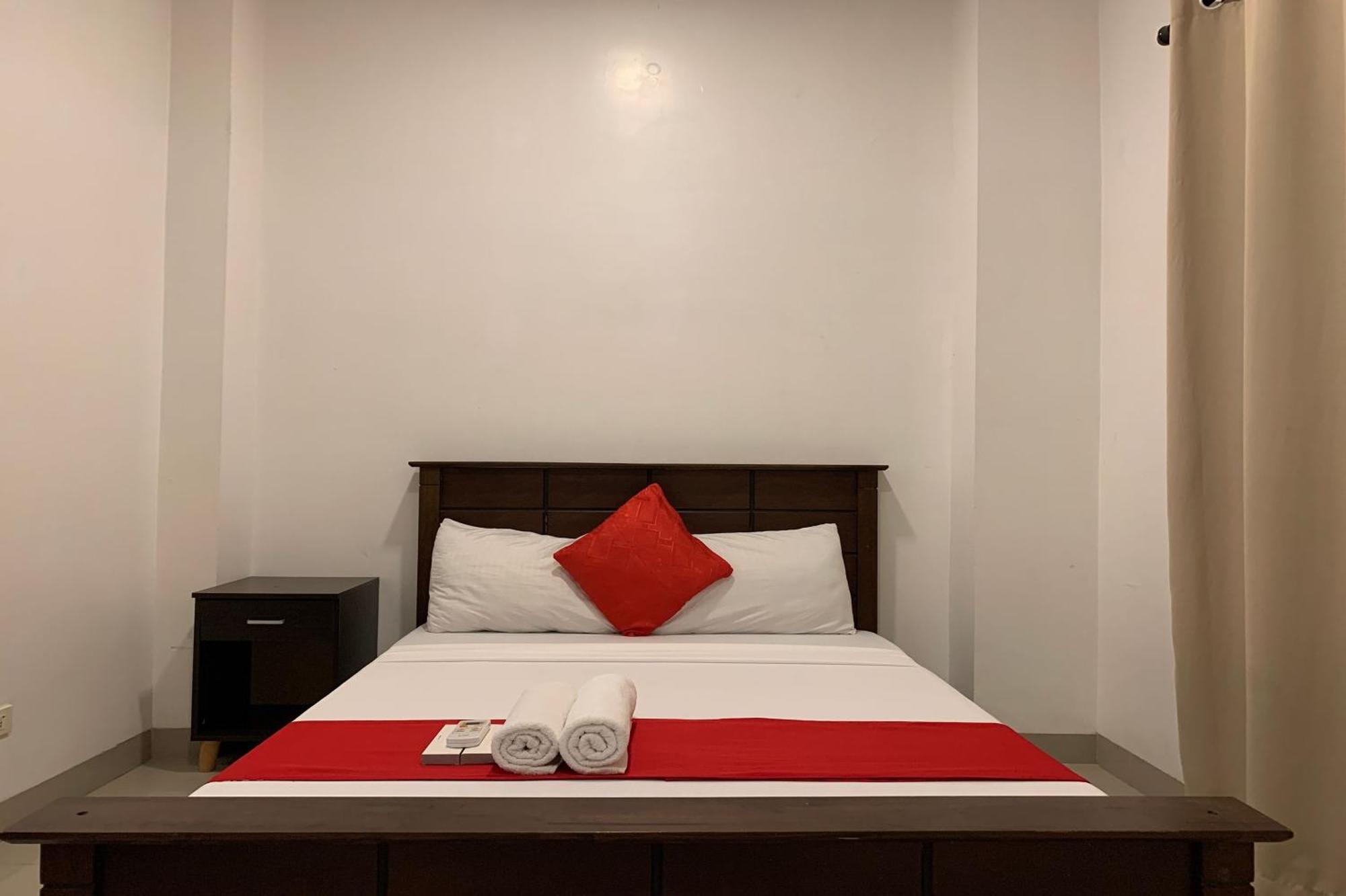Hostel Juemarst Near Sm Mall Of