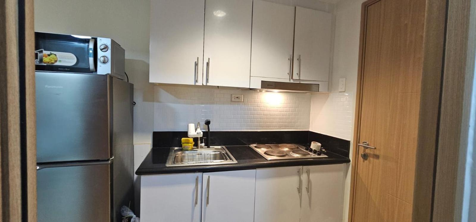 2 Bedroom Mall Of And Airport Hotel
