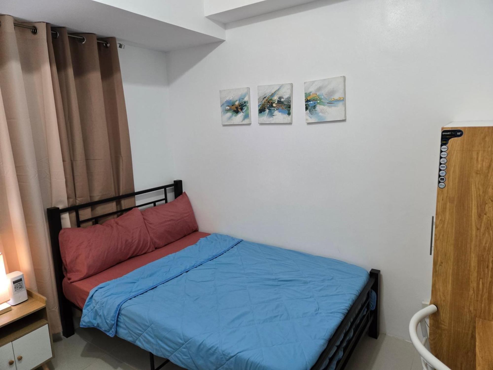 Staycation Near Us Embassy Apartment