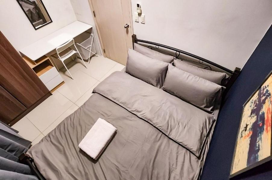 Gaming 2br In Makati With View Arcade Netflix Manila