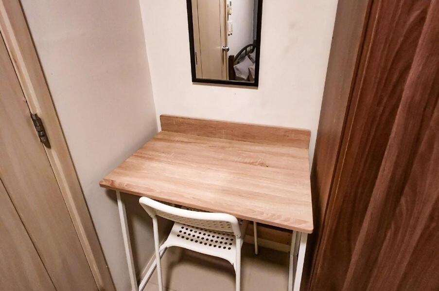 Gaming 2br In Makati With View Arcade Netflix Apartment