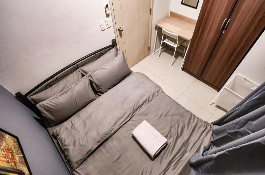 Apartment Gaming 2br In Makati With View Arcade Netflix *