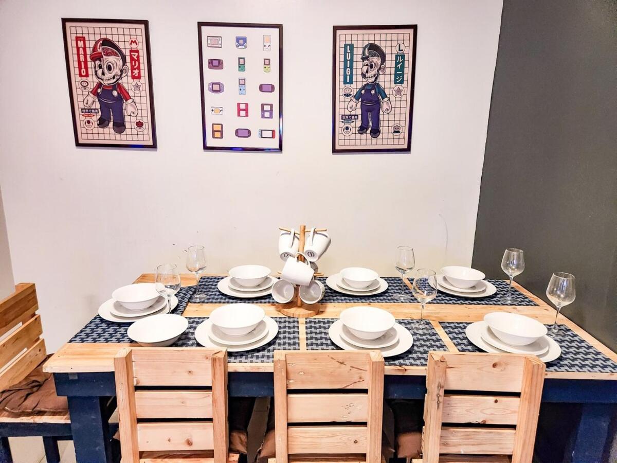 Apartment Gaming 2br In Makati With View Arcade Netflix Manila