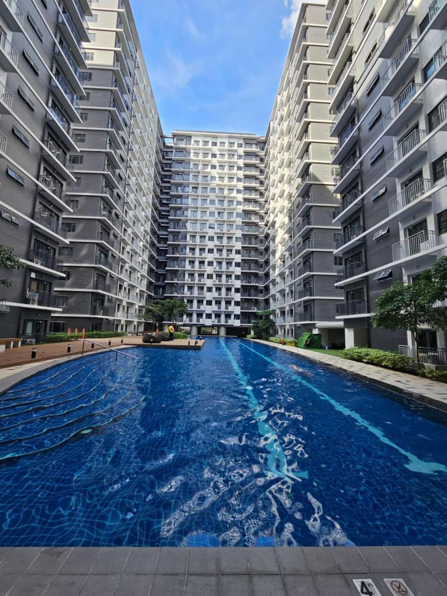 2 Bedroom Mall Of And Airport Manila