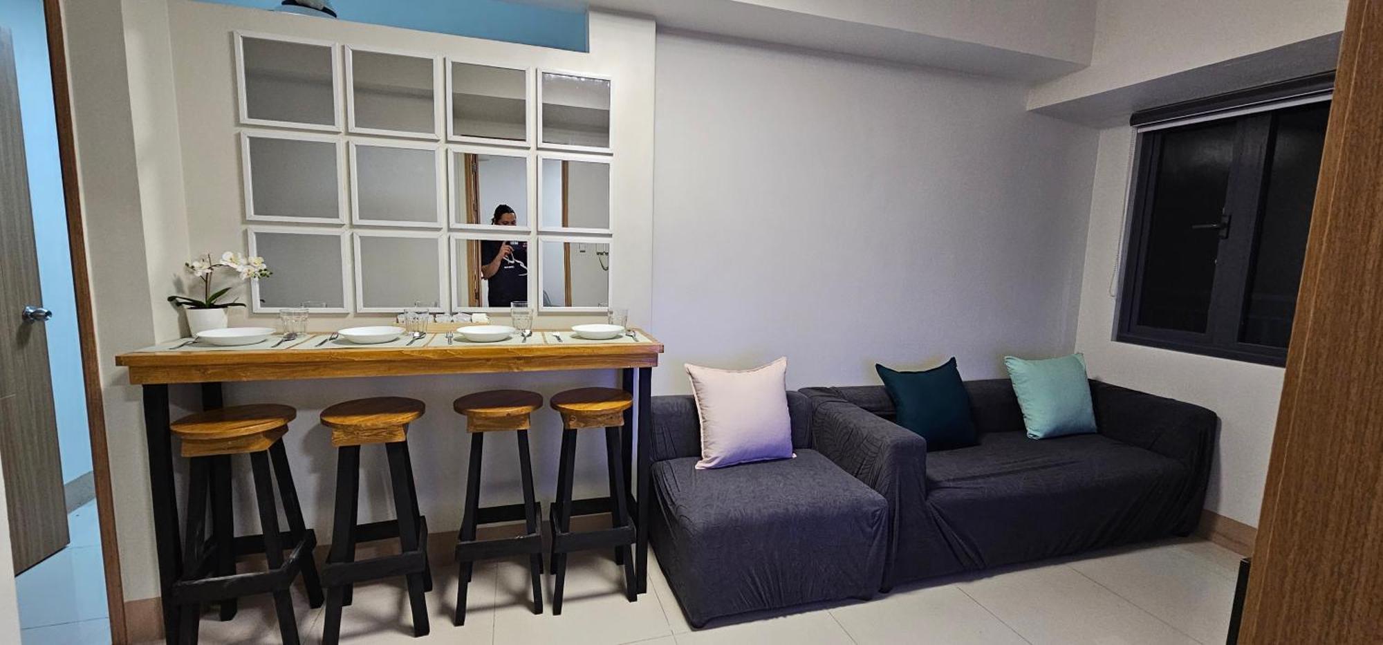 2 Bedroom Mall Of And Airport * Manila