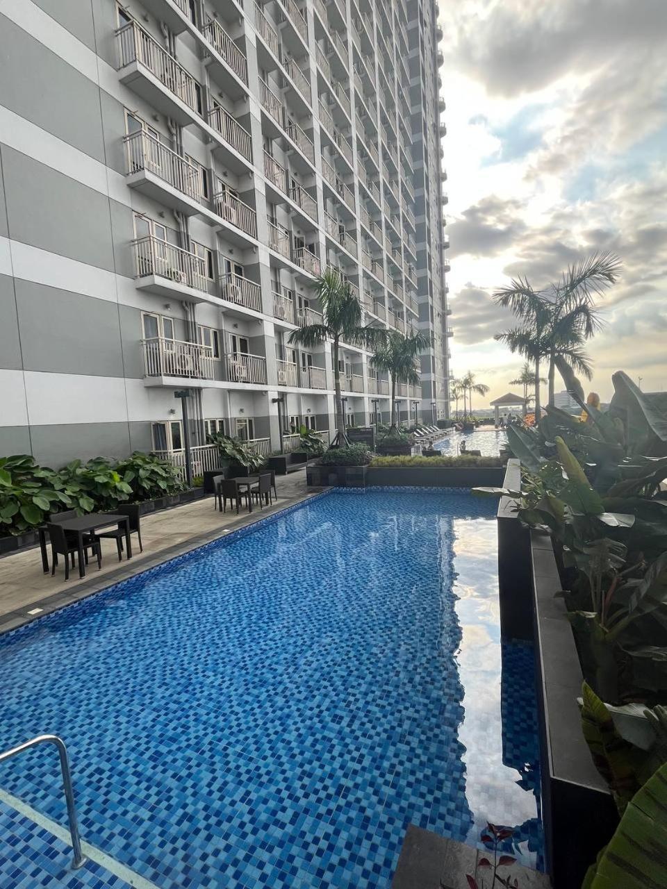 Apartment Near Moa Good For Sleeping With Bayview,sofa And Wifi 3146 *
