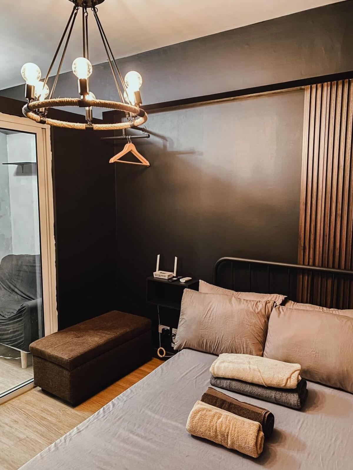 Industrial Themed Unit Celandine Balintawak