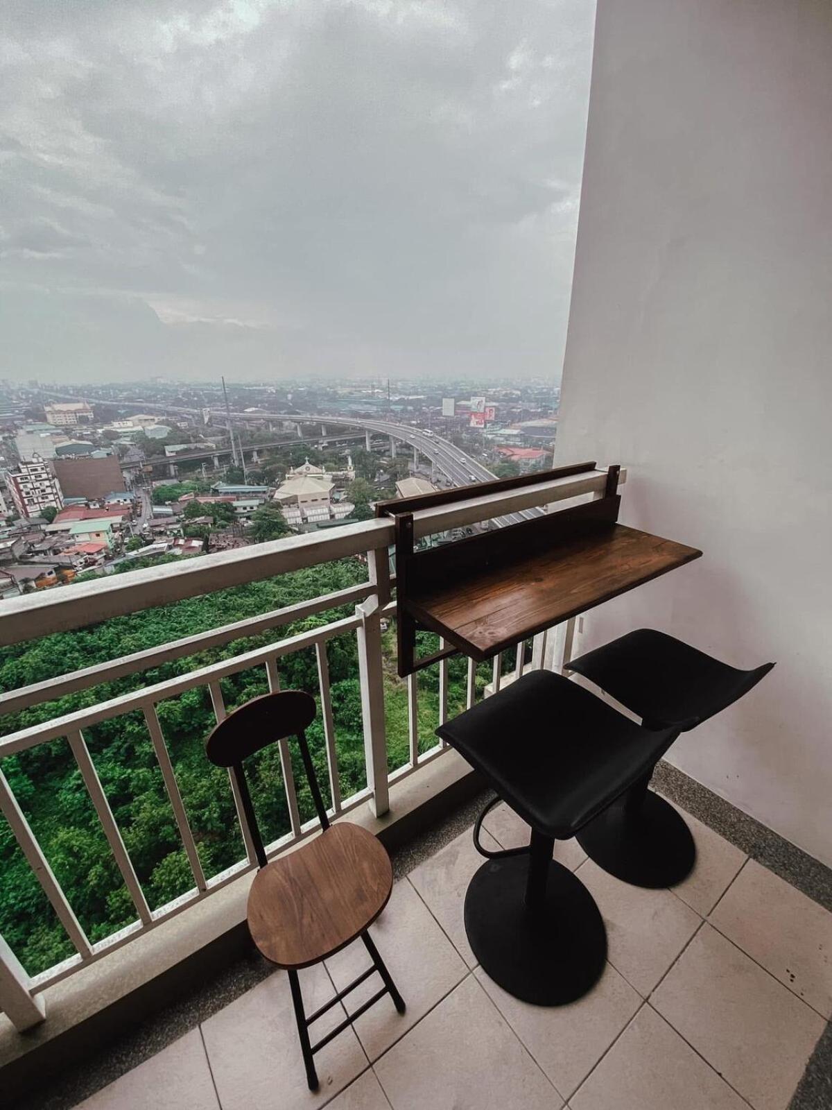 Apartment Industrial Themed Unit Celandine Balintawak