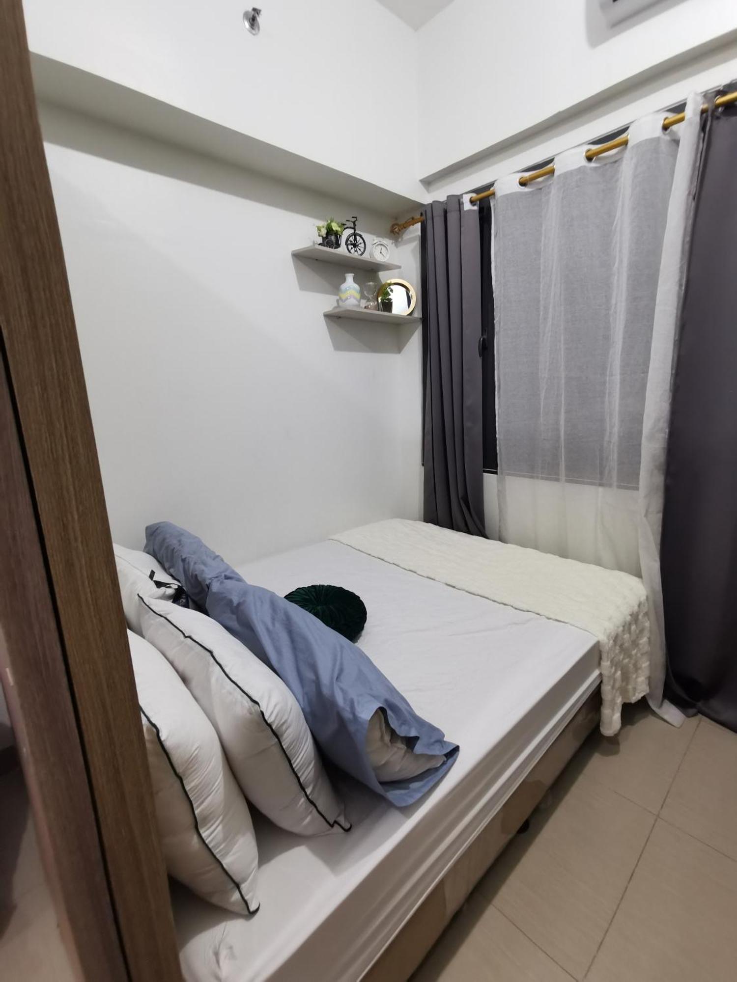Shore 2 Residences