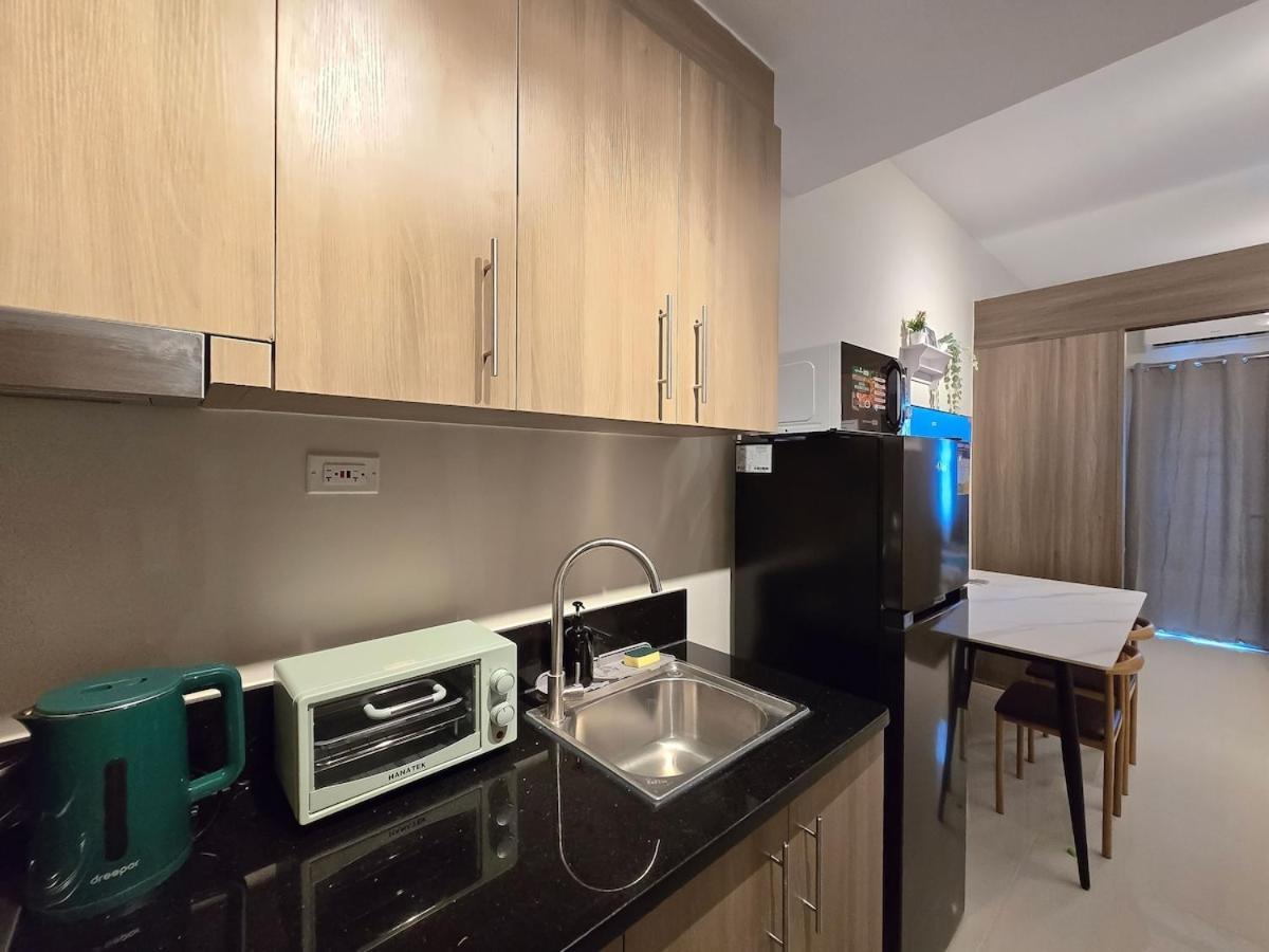 1br Unit Condotel W Balcony Fame Residences -fm46 *