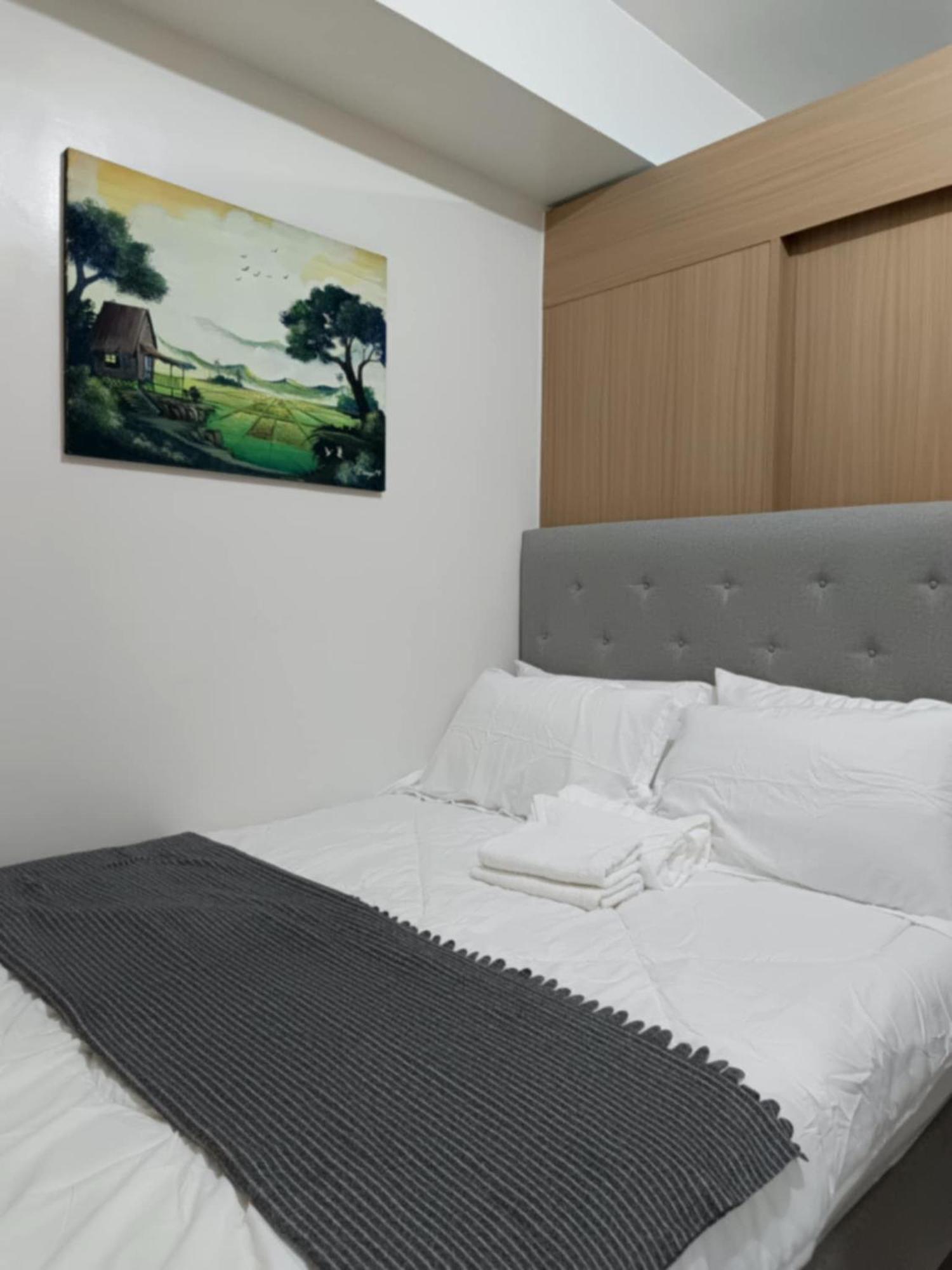 Smdc Red Residences, Makati Apartment