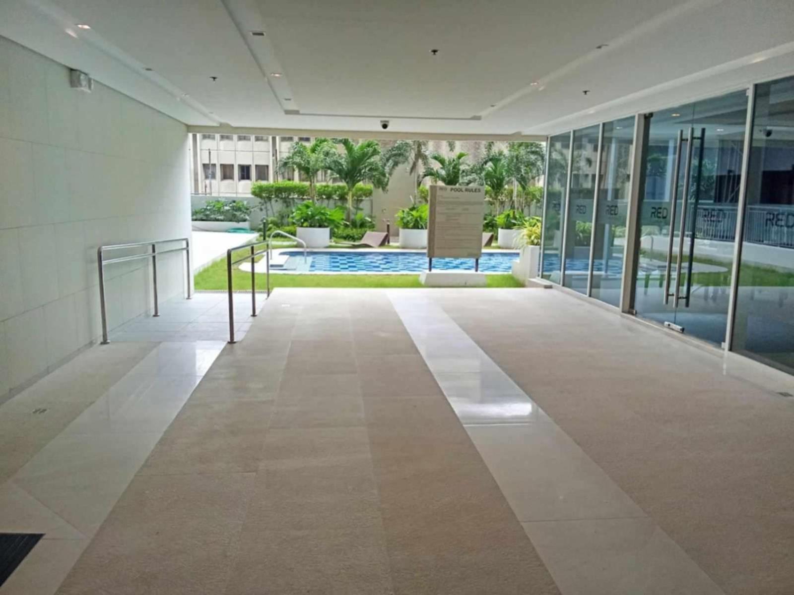 Smdc Red Residences, Makati Apartment