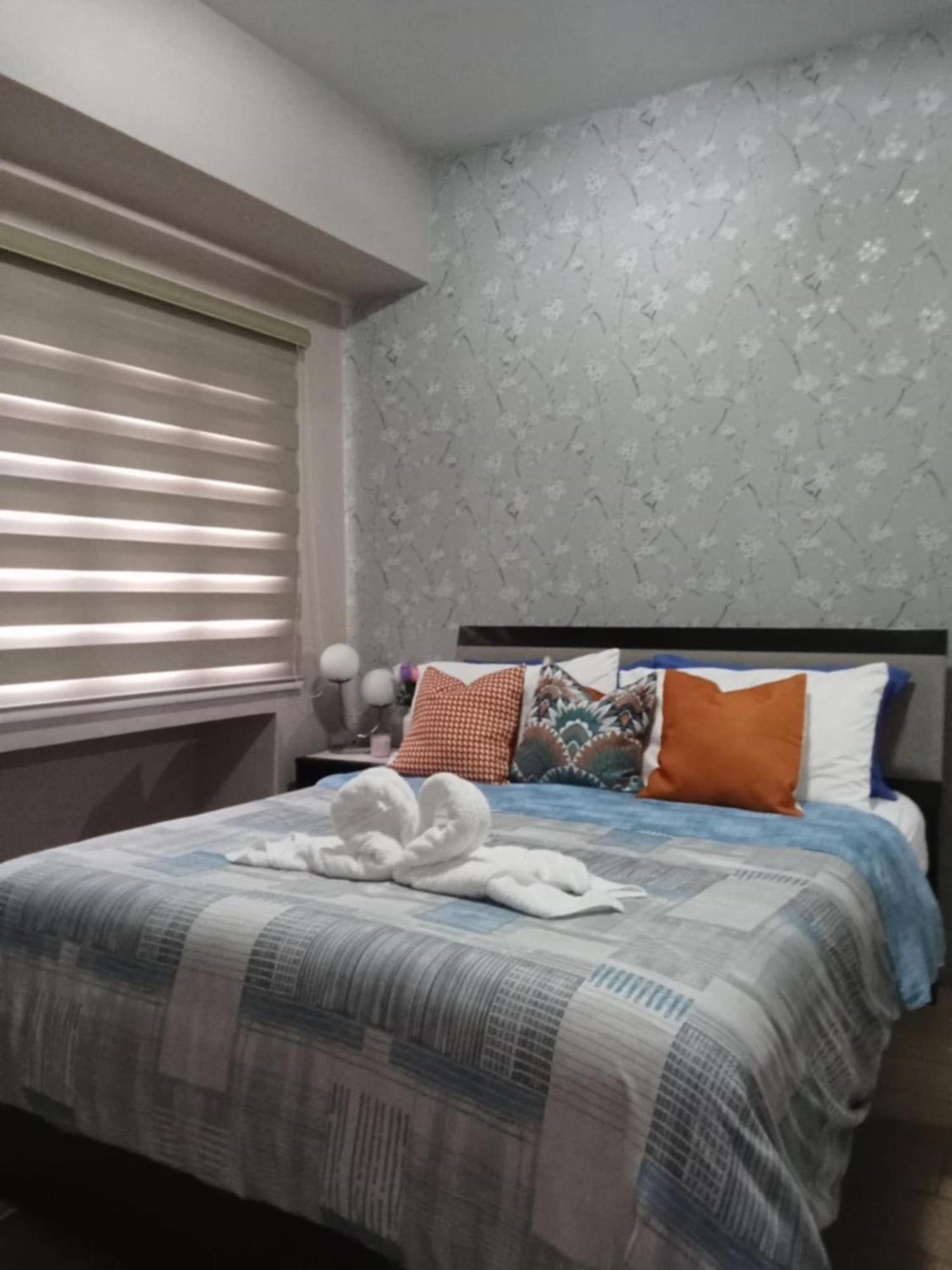 Aparthotel Happy Condotel Near Naia Terminal 3 Manila