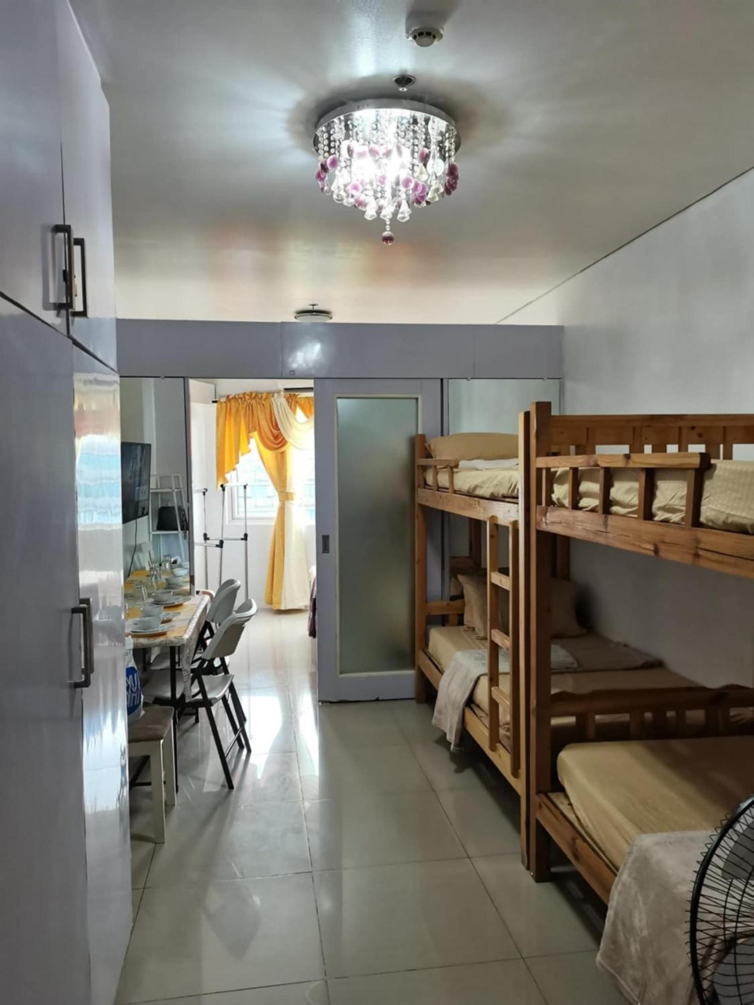 Kys 4 Staycation Mall Of Aparthotel Manila