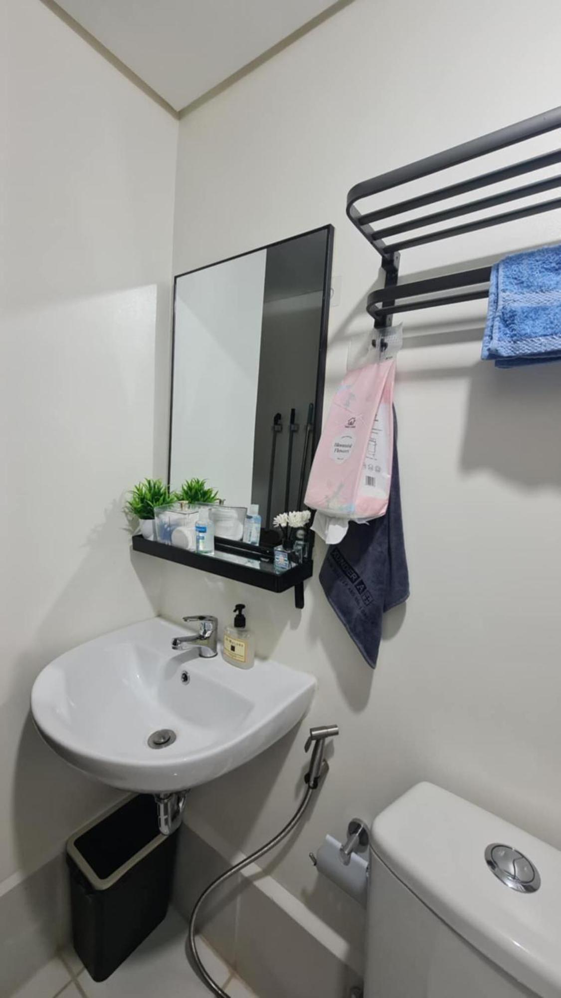 Spacious Staycation In Pasig Urban Metro Escape *