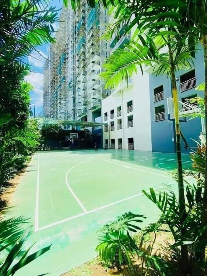 Spacious Staycation In Pasig Urban Metro Escape