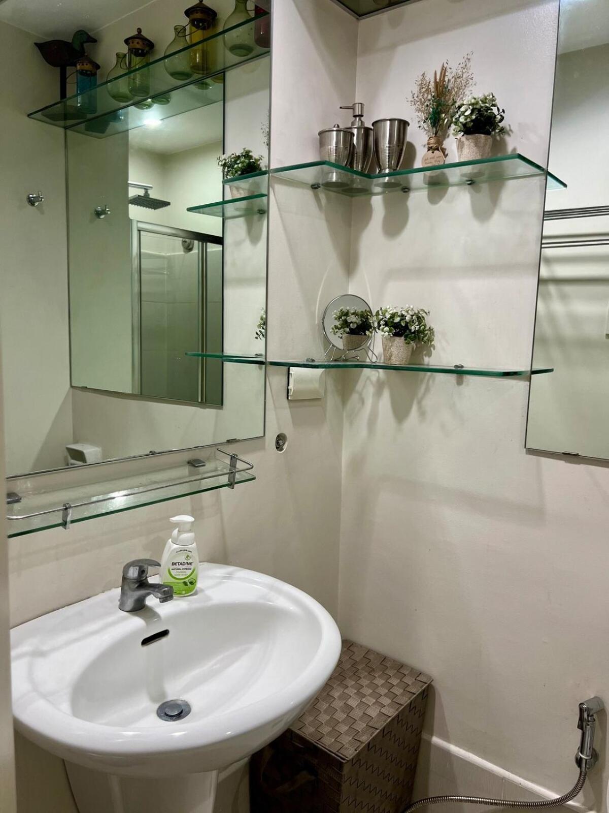 Apartment Modern Comfort Living! Netflix Ready *