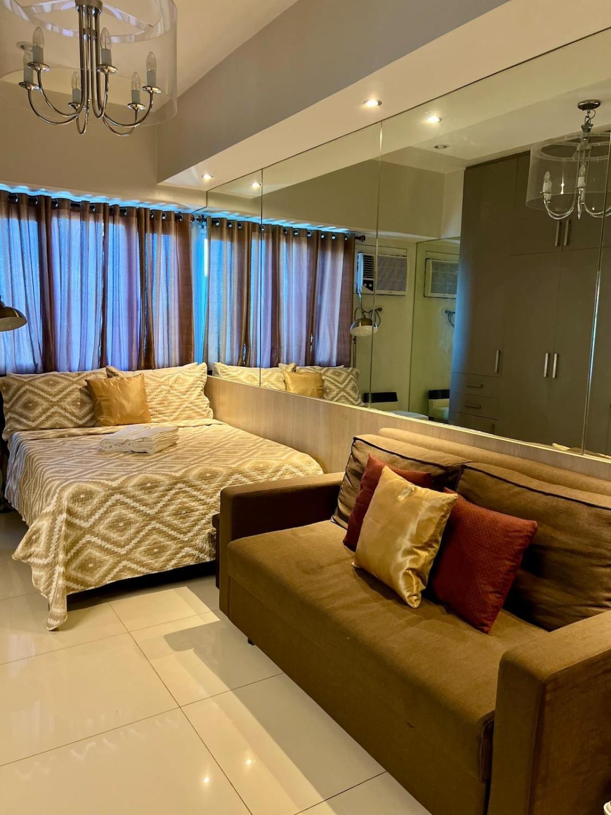 Modern Comfort Living! Netflix Ready Apartment