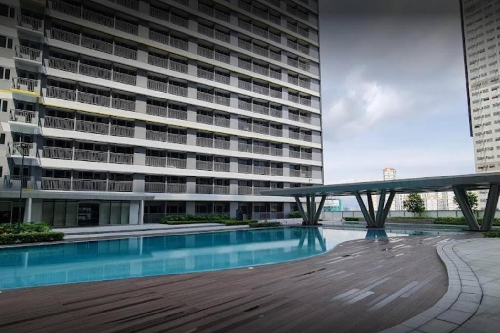 1br Unit Condotel W Balcony Fame Residences #fm64 Hotel 5*