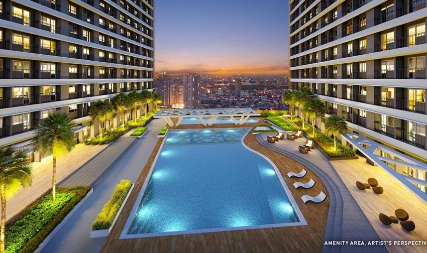 Hotel 1br Unit Condotel W Balcony Fame Residences #fm64 Manila