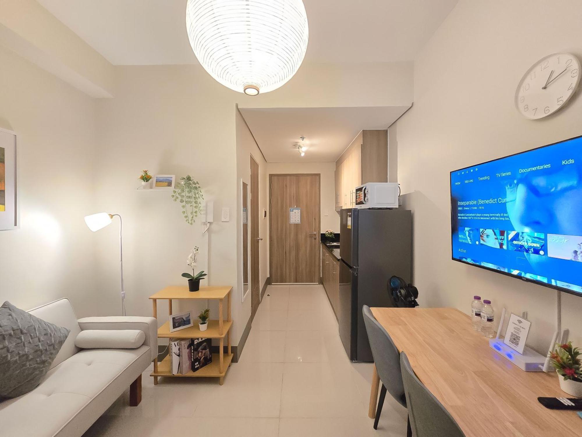 1br Unit Condotel W Balcony Fame Residences #fm64 5* Manila