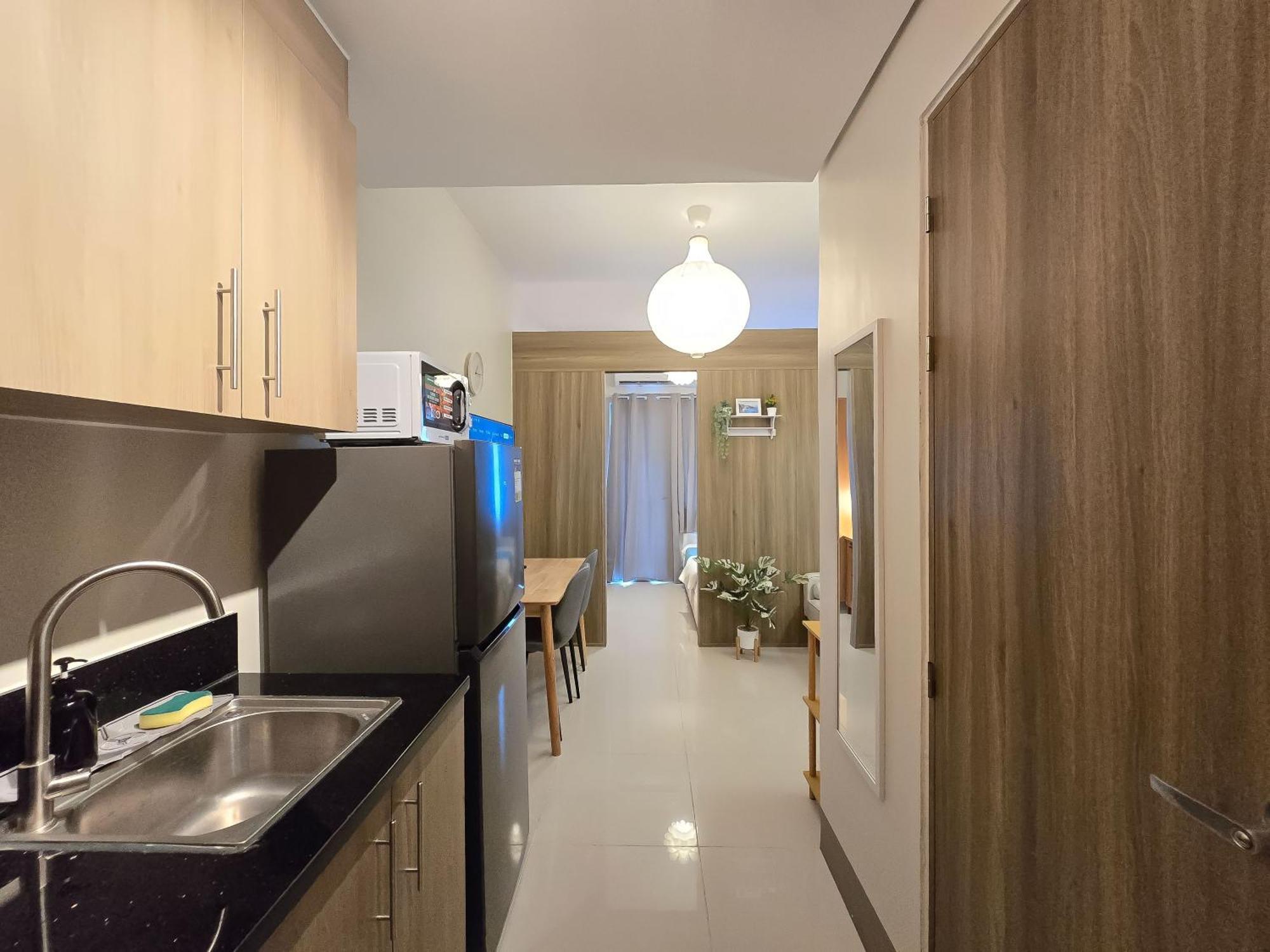 Hotel 1br Unit Condotel W Balcony Fame Residences #fm64