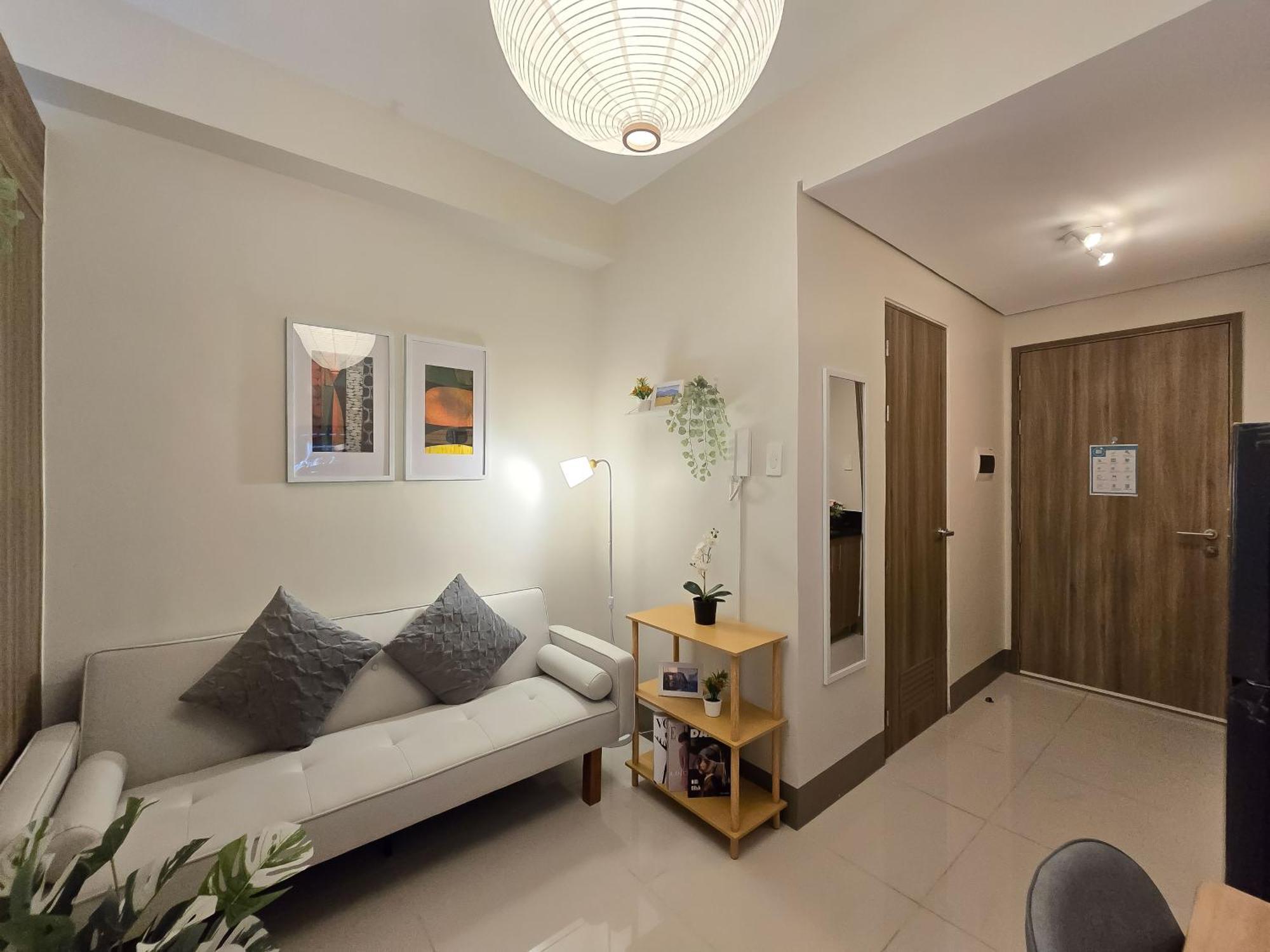 1br Unit Condotel W Balcony Fame Residences #fm64 Manila