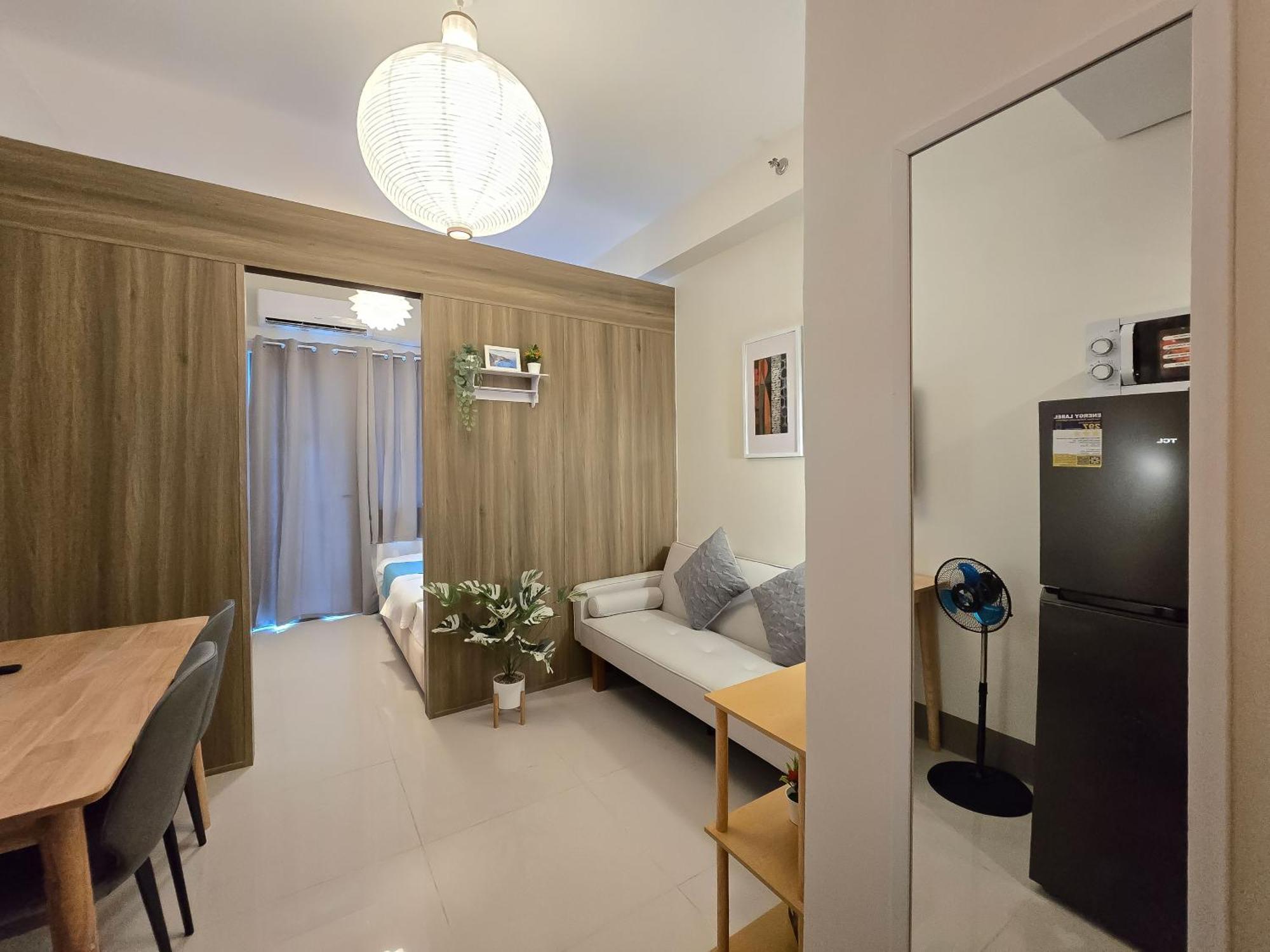1br Unit Condotel W Balcony Fame Residences #fm64 Hotel