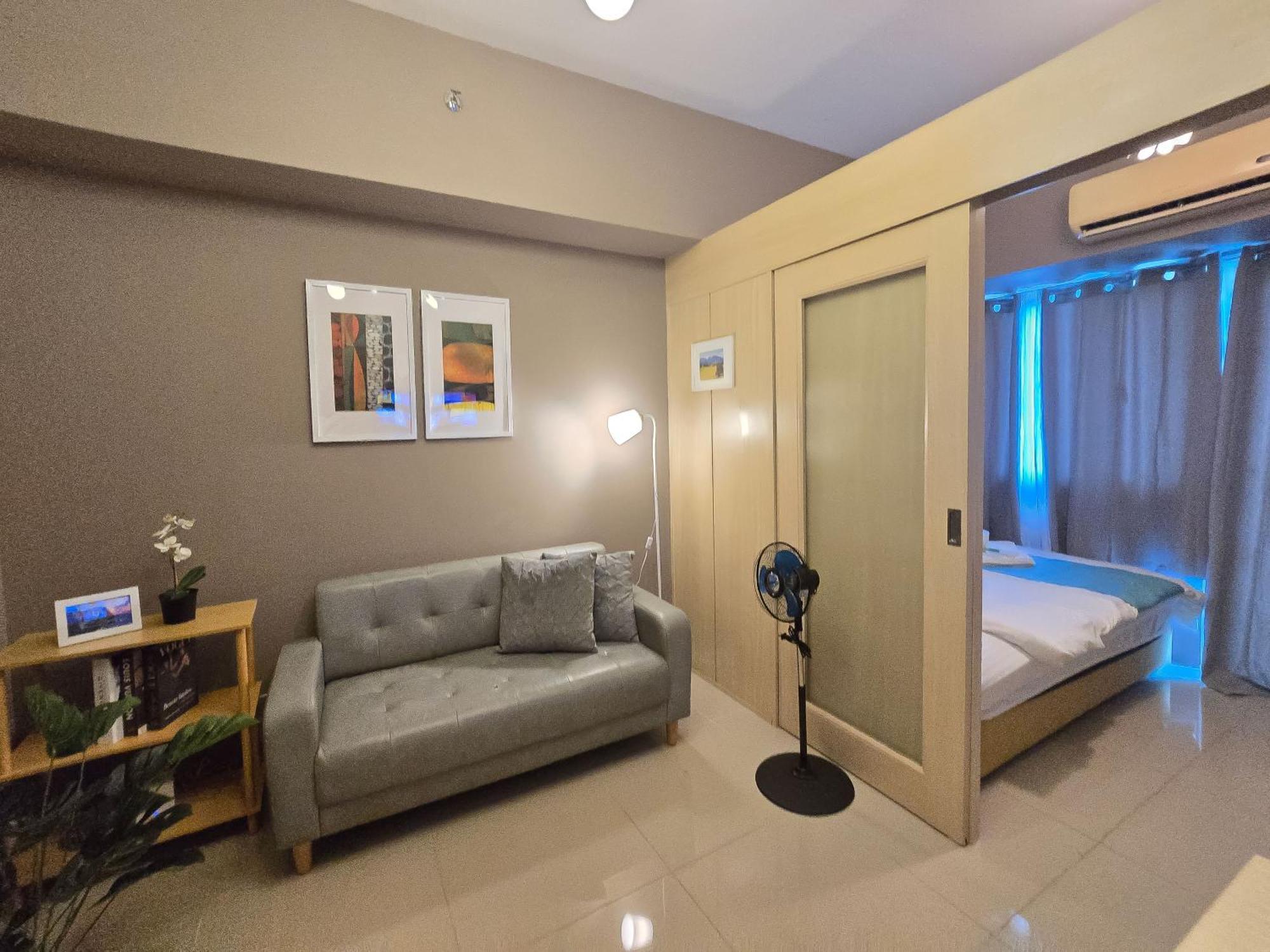 1br Condotel W Balcony Sm Light Residences #lt13 Mandaluyong