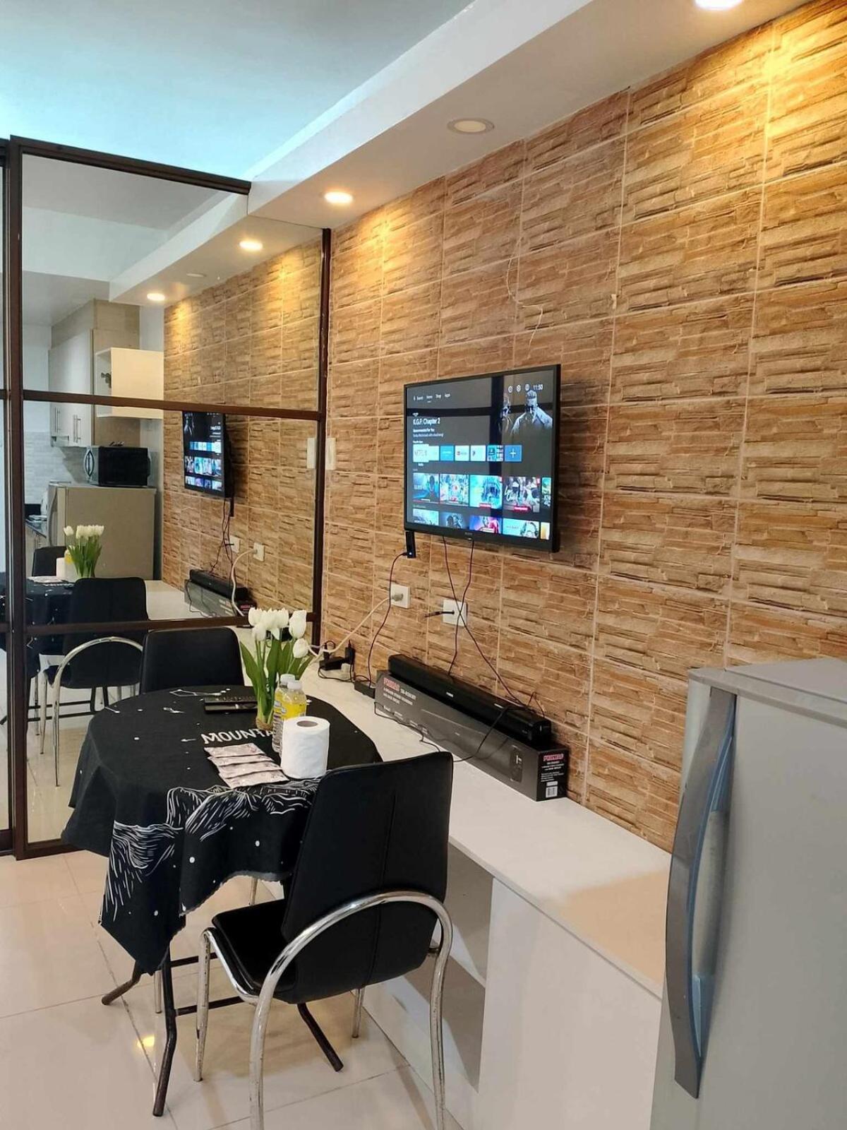 Apartment Affordable Unit Near Moa Walking Distance To Picc *