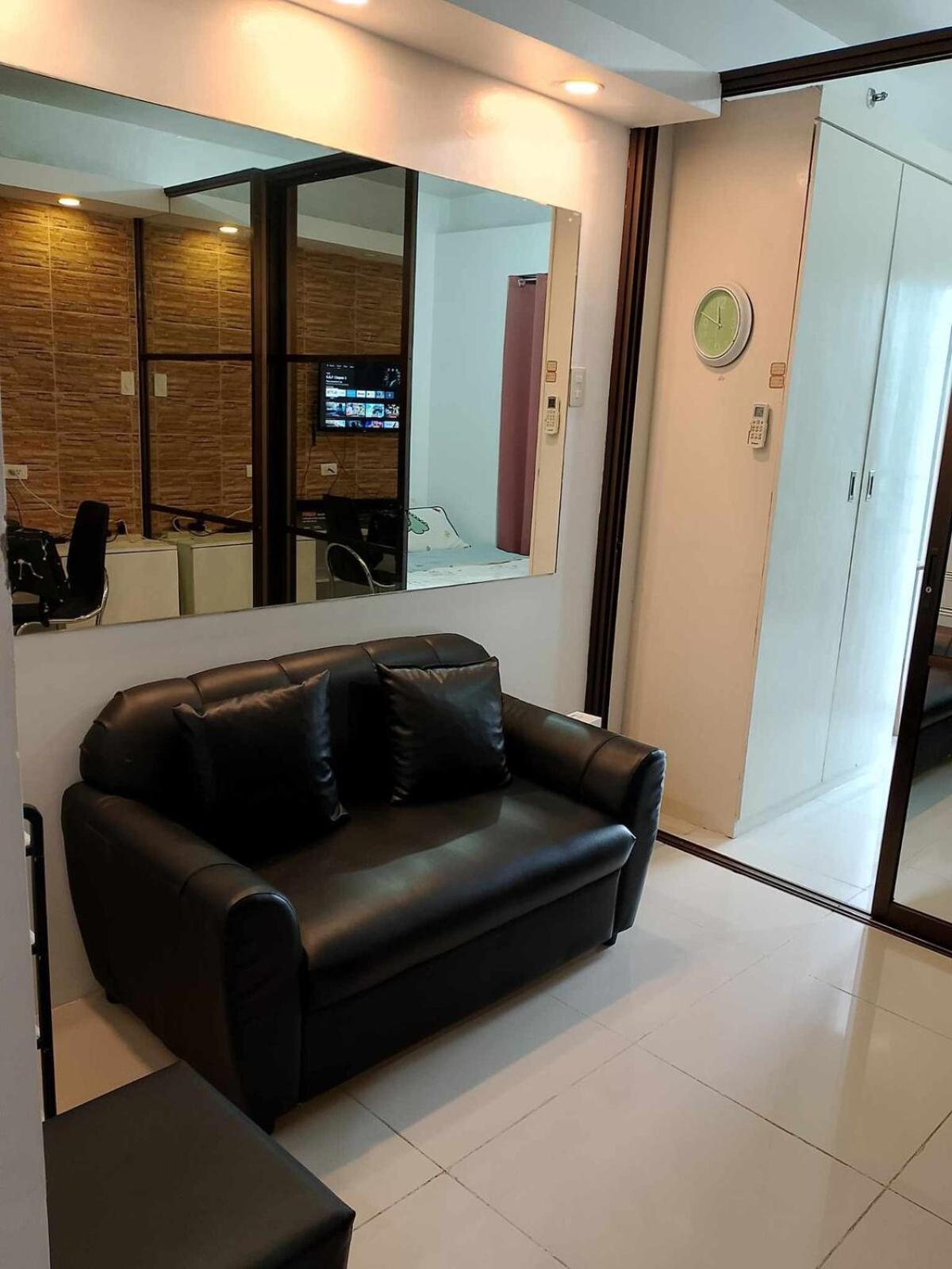 Apartment Affordable Unit Near Moa Walking Distance To Picc Manila