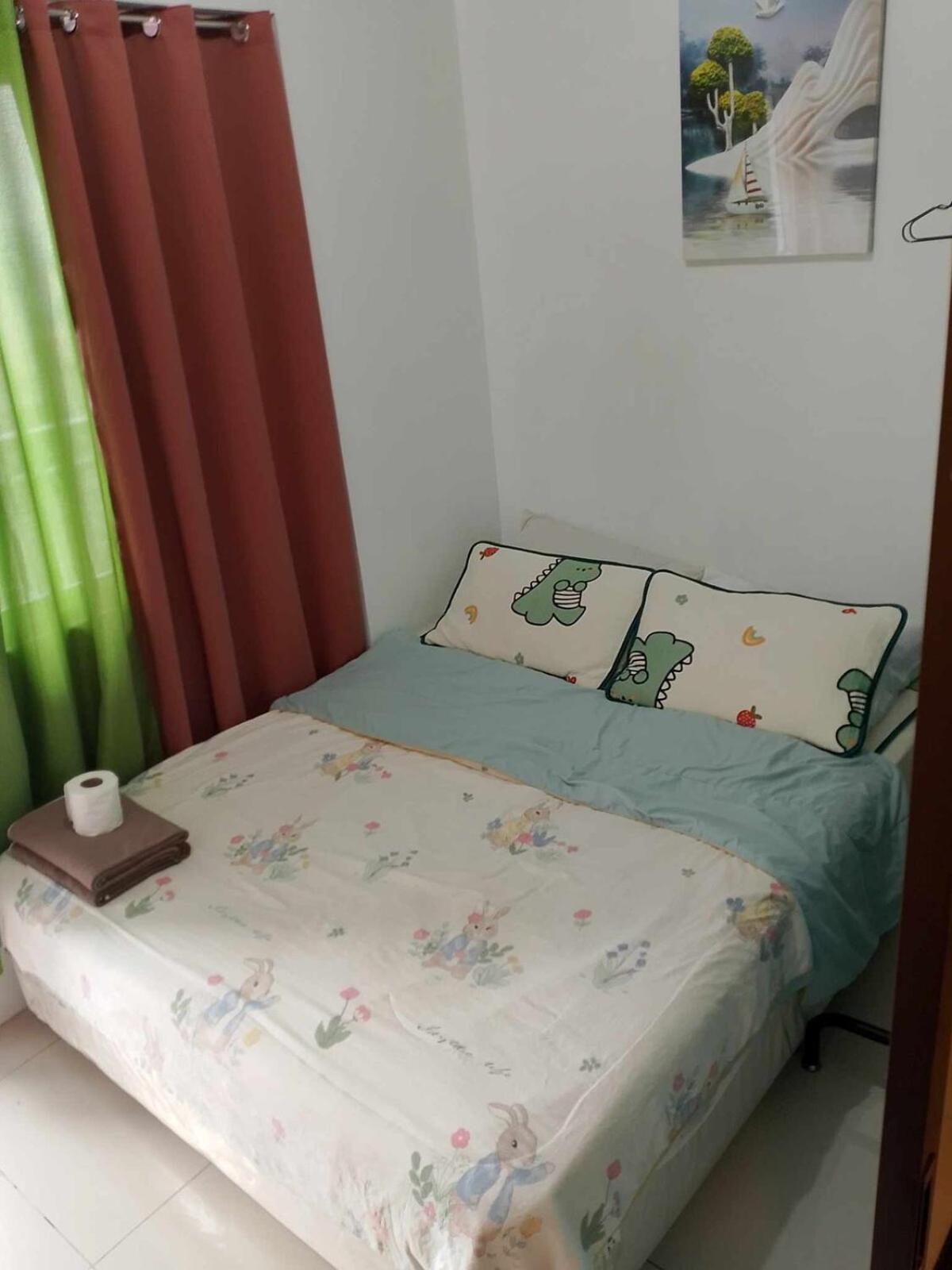 Affordable Unit Near Moa Walking Distance To Picc Manila