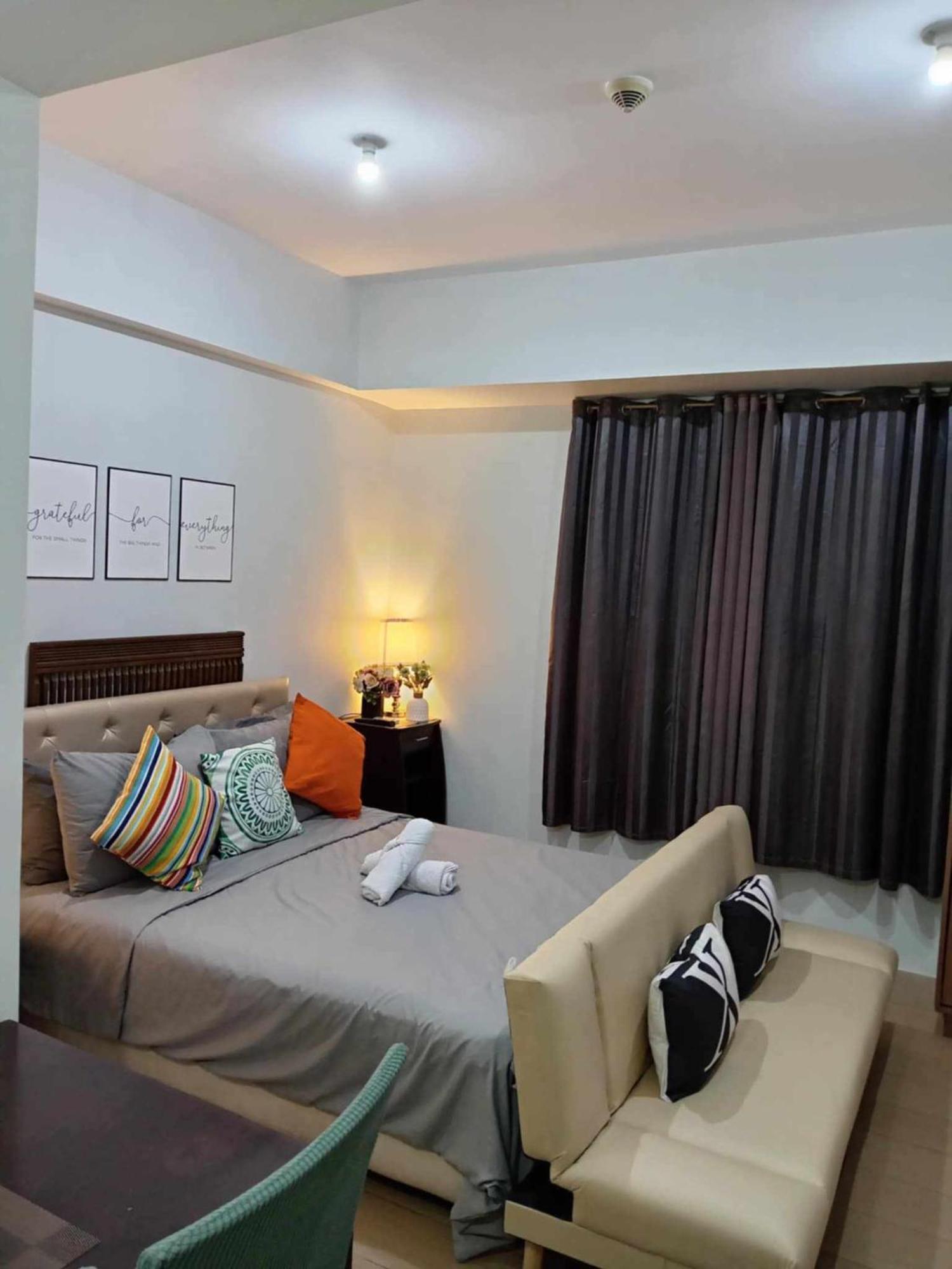 Happy Condotel Near Naia Terminal 3 Aparthotel