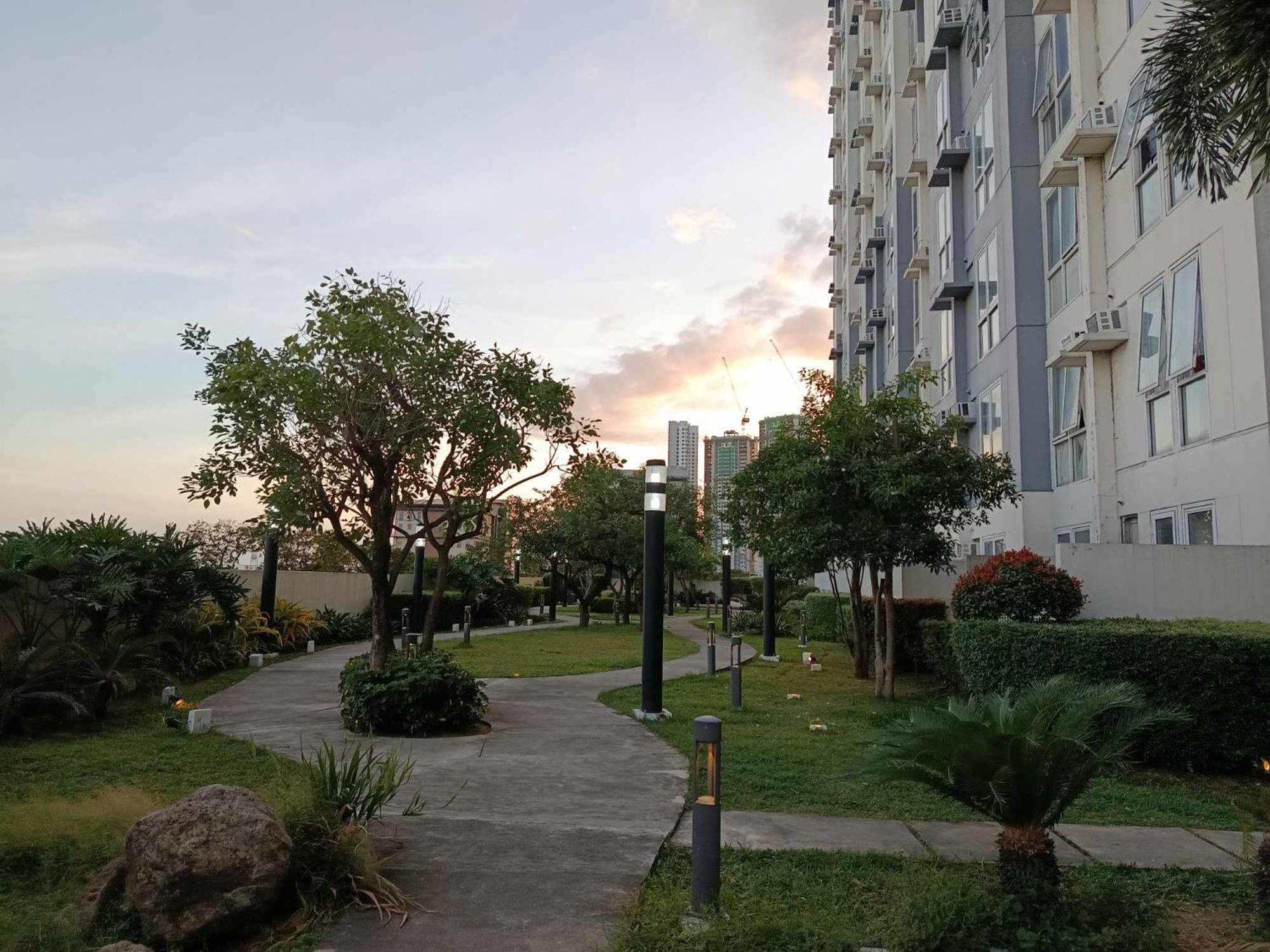 Spacious Staycation In Pasig Urban Metro Escape * Manila
