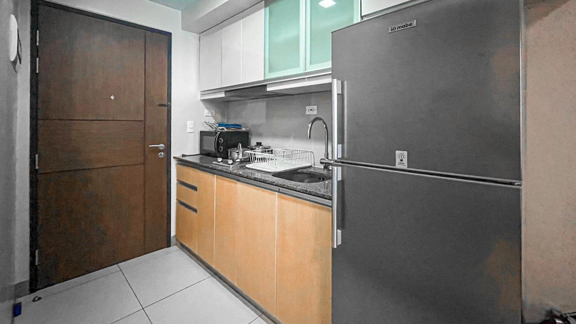 Full-serviced Residential In One Uptown Residences, Bgc *