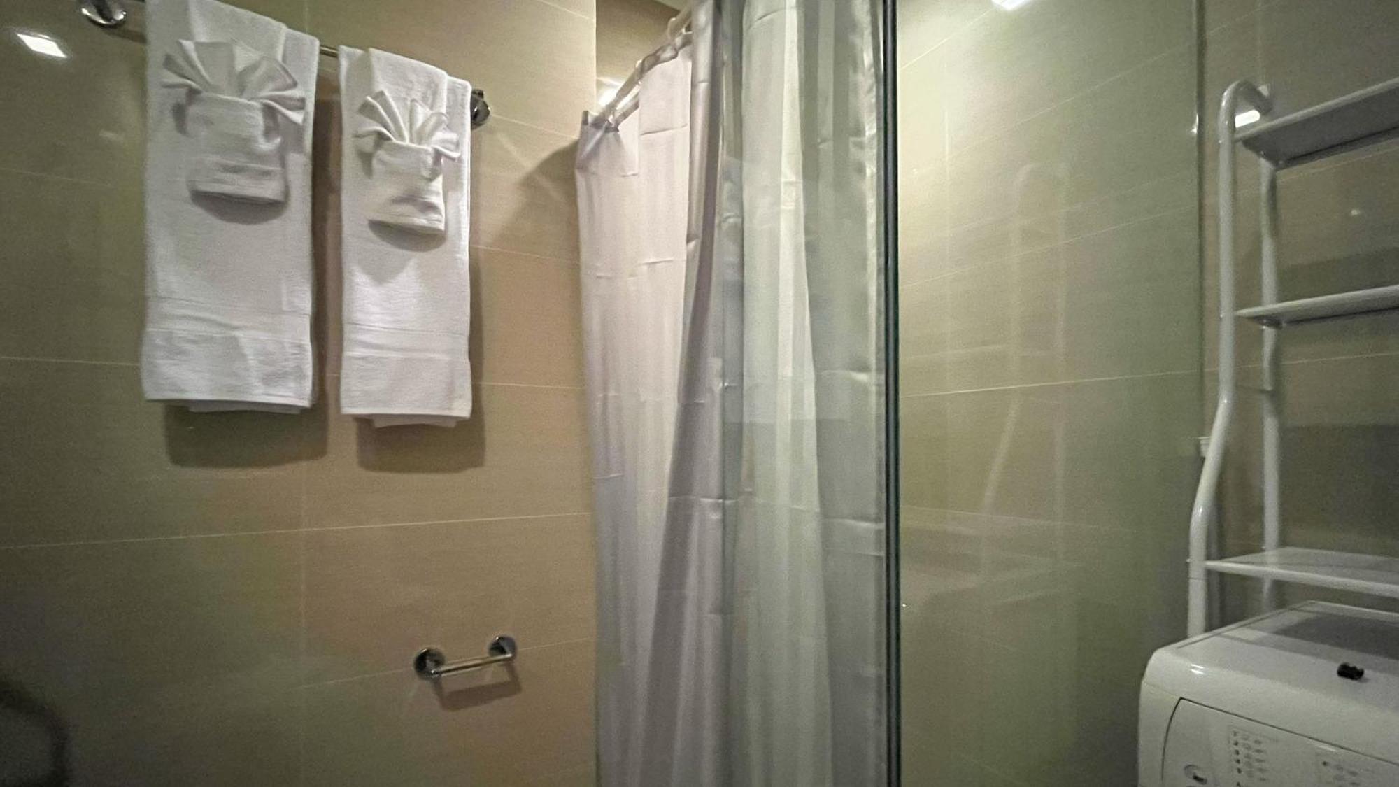 Full-serviced Residential In One Uptown Residences, Bgc
