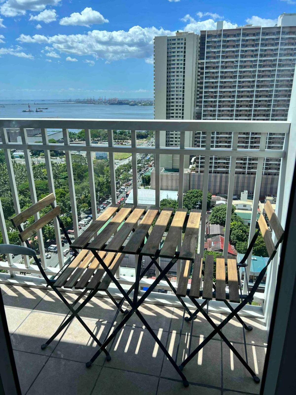 D Crib At Breeze Residences Pasay Philippines Apartment