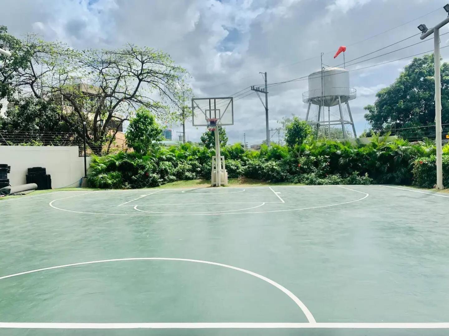 Casa Lava Near Business Districts - Bgc & Ortigas Apartment