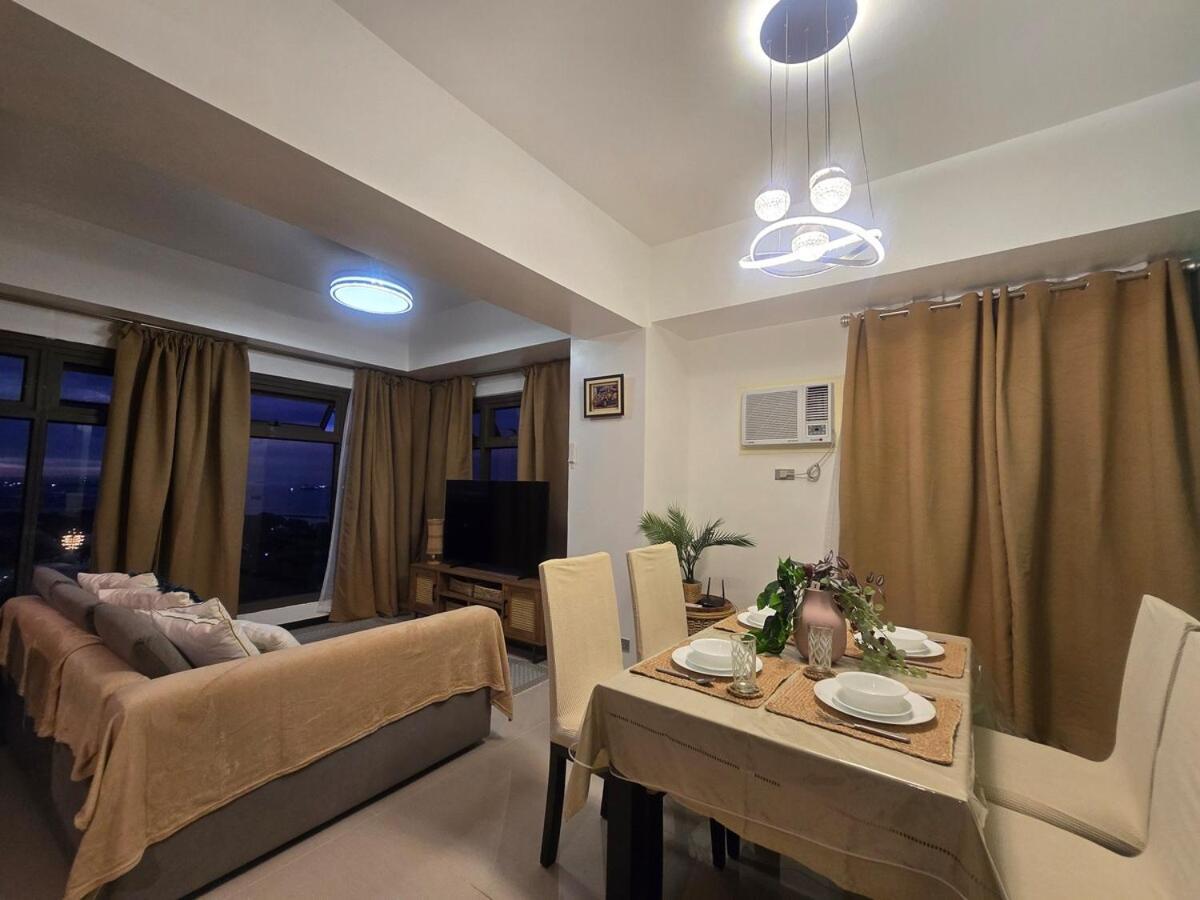 The Radiance Of Bay Apartment