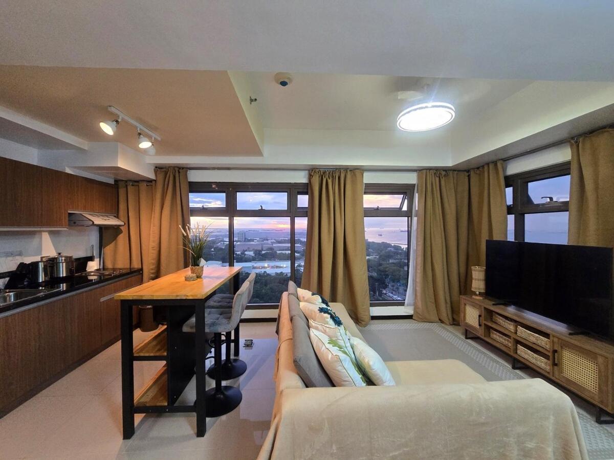 The Radiance Of Bay Apartment *