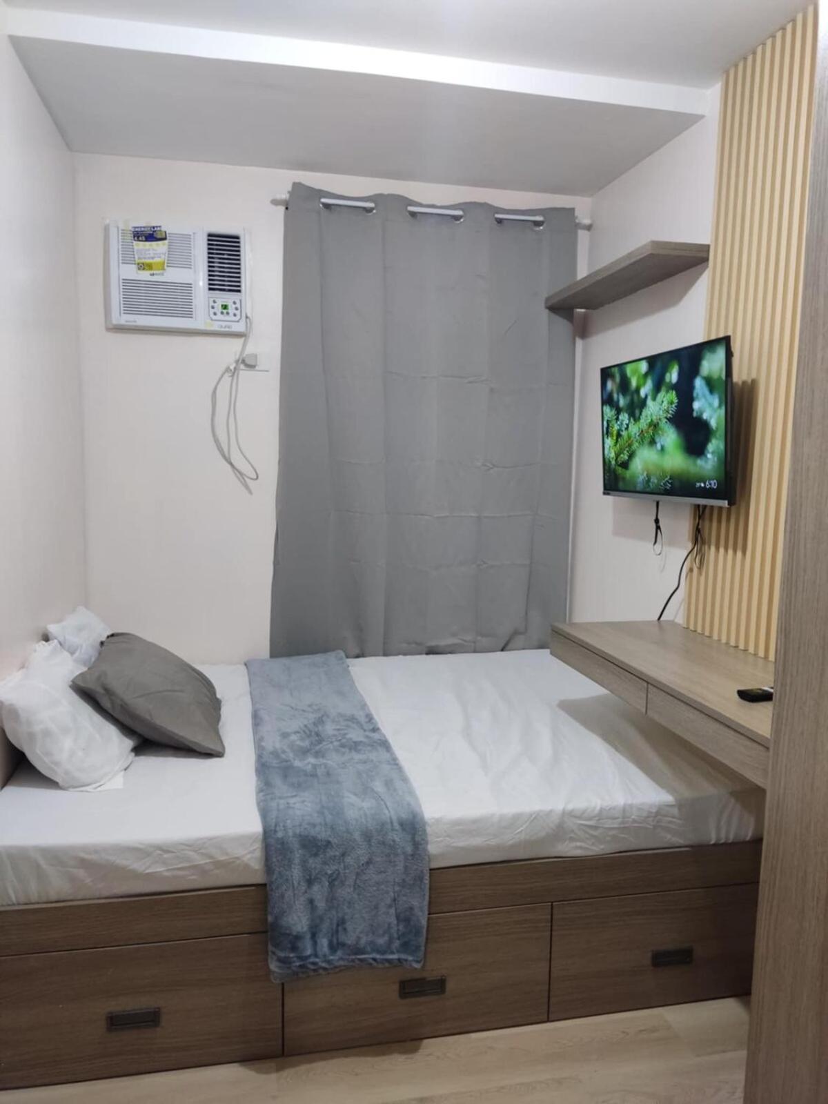 The Cozy Deca Manila