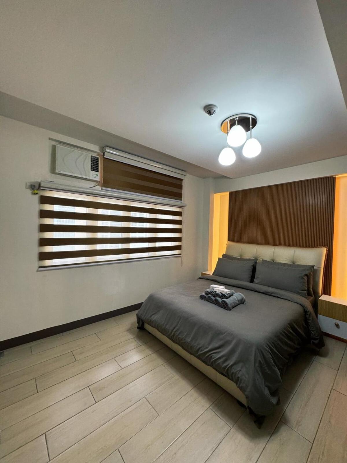Apartment Sleek & Chic One-bedroom Manila