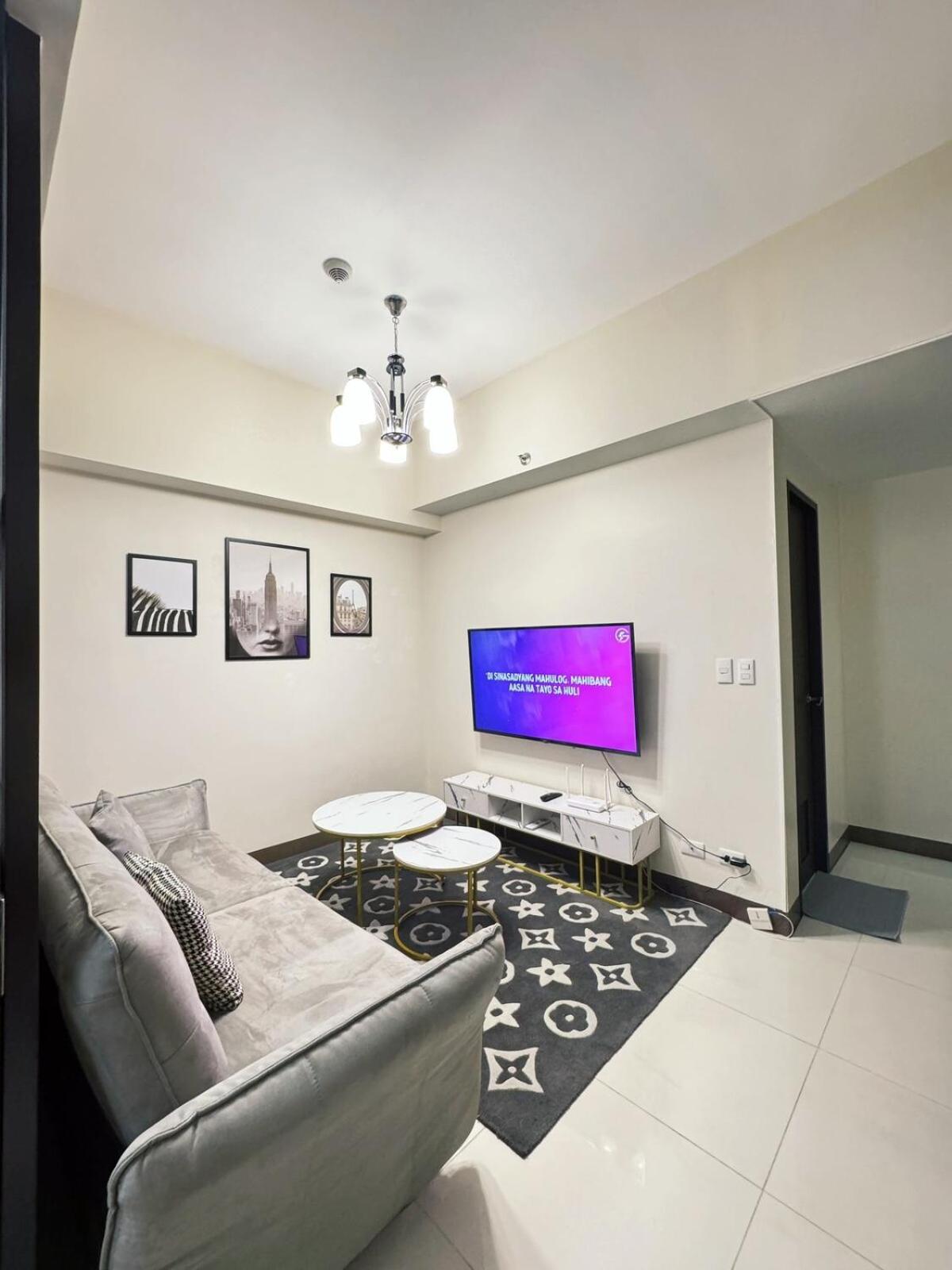 Sleek & Chic One-bedroom *