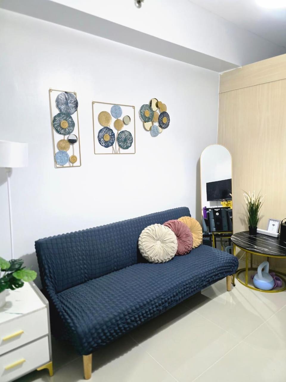 Sea Residences Tower E, Amenity View Pool By Janell 505 Apartment Manila