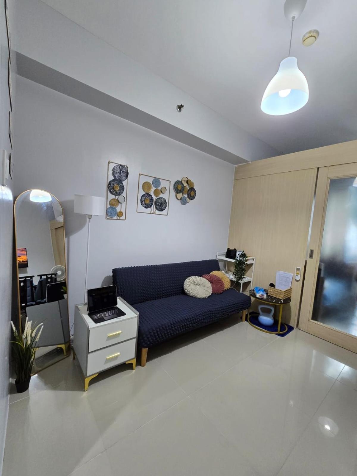 Sea Residences Tower E, Amenity View Pool By Janell 505 Apartment *