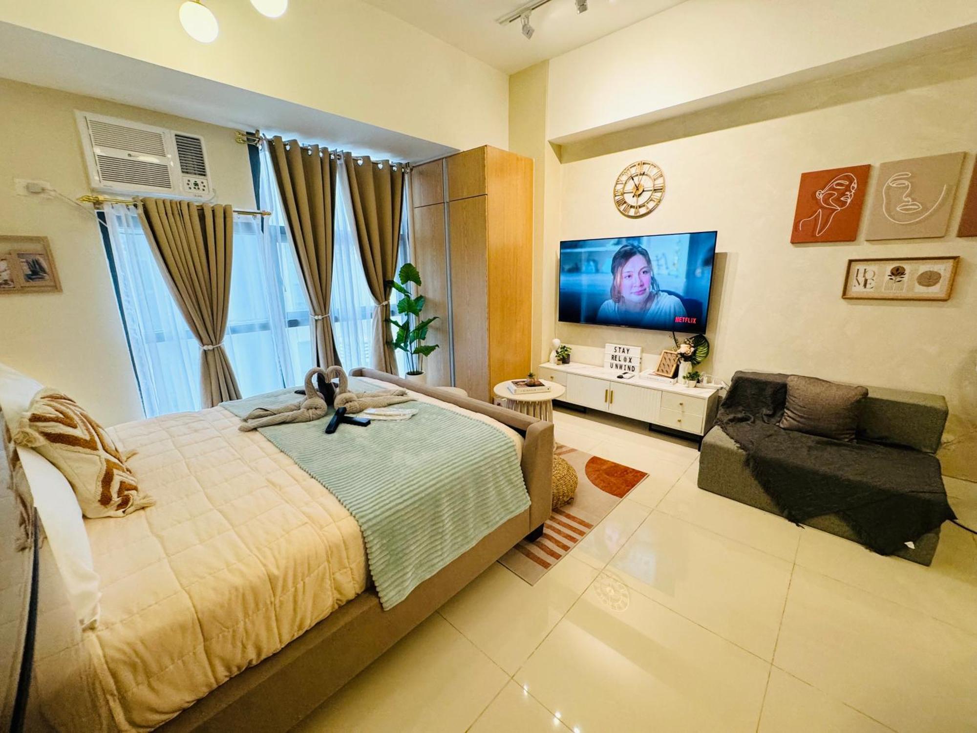 Cozy In Viceroy Near Venice Mall Aparthotel Manila