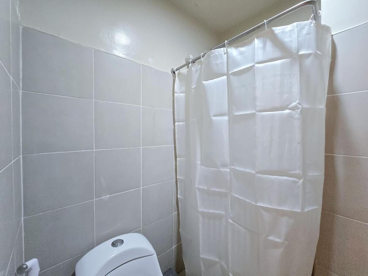 Apartment 1br Condotel Ridgewood Towers Taguig #rw16 Manila