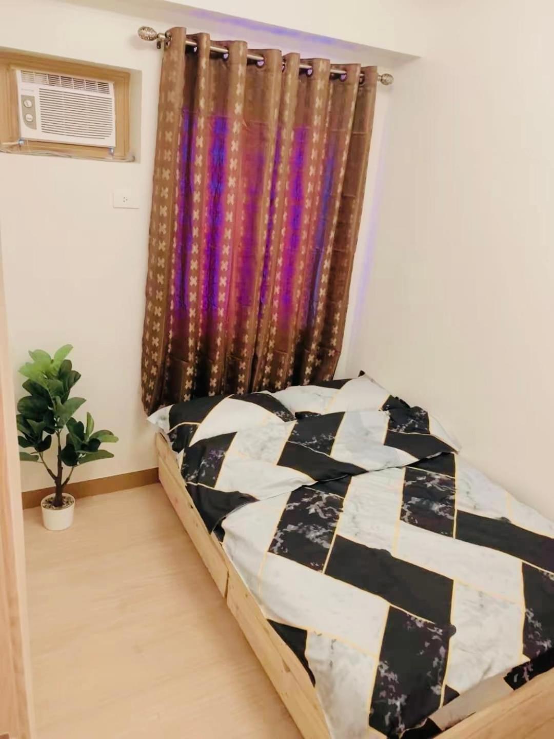 2 Bedroom Trees Residences Netflix Games Karaoke * Manila